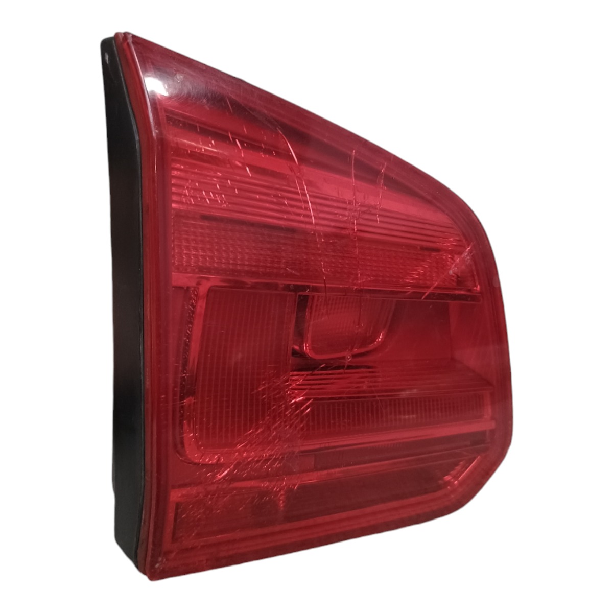 Lanterna Esquerda Tampa Traseira Vw Spacefox 2015 C/detalhes 2