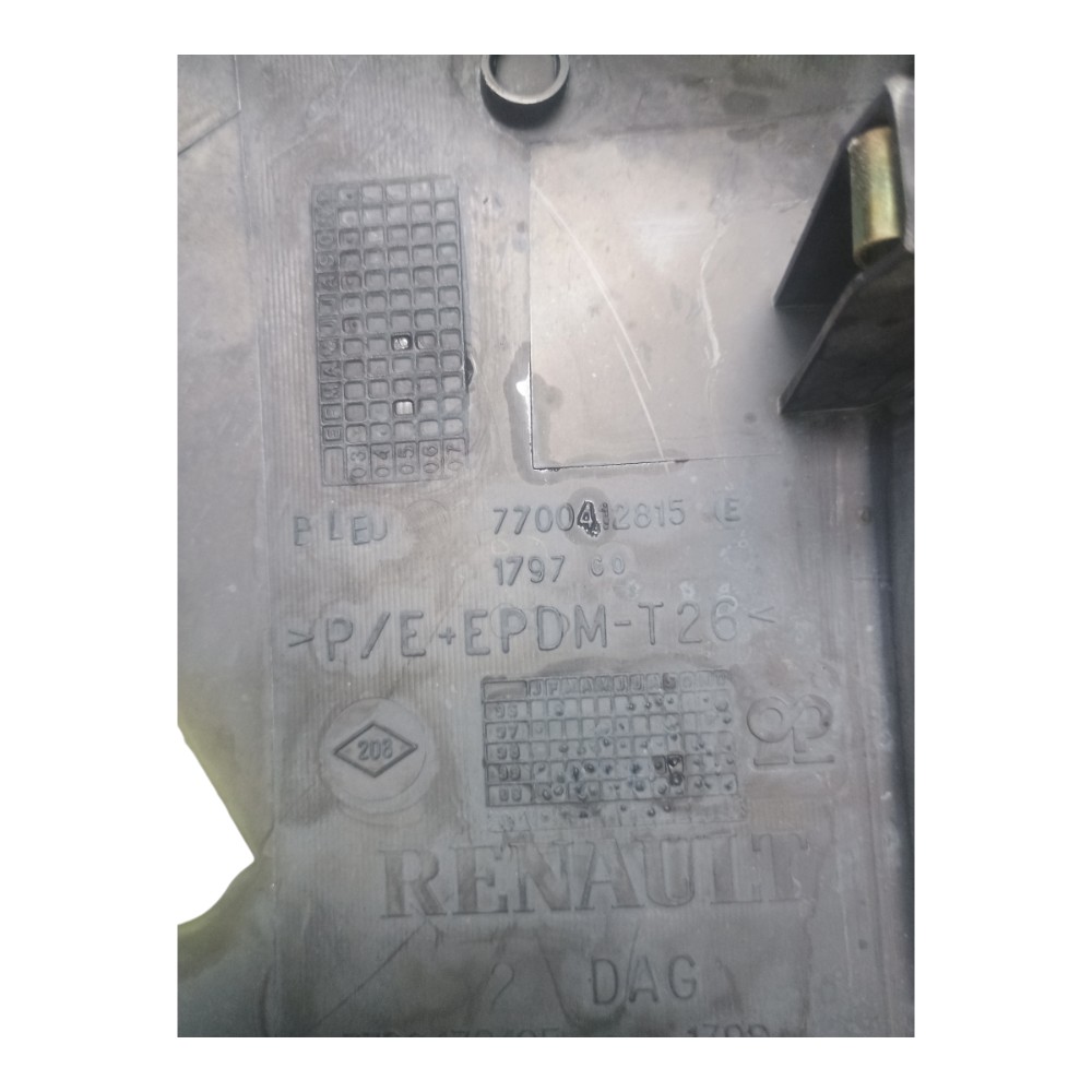 Moldura superior coluna direção Renault clio 2004 *detalhe 5