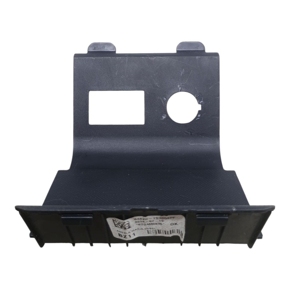 Moldura Painel Central Hyundai Hb20 1.6 2018 846211s100 2