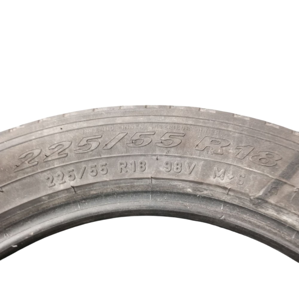 Pneu Pirelli 225/55 R18