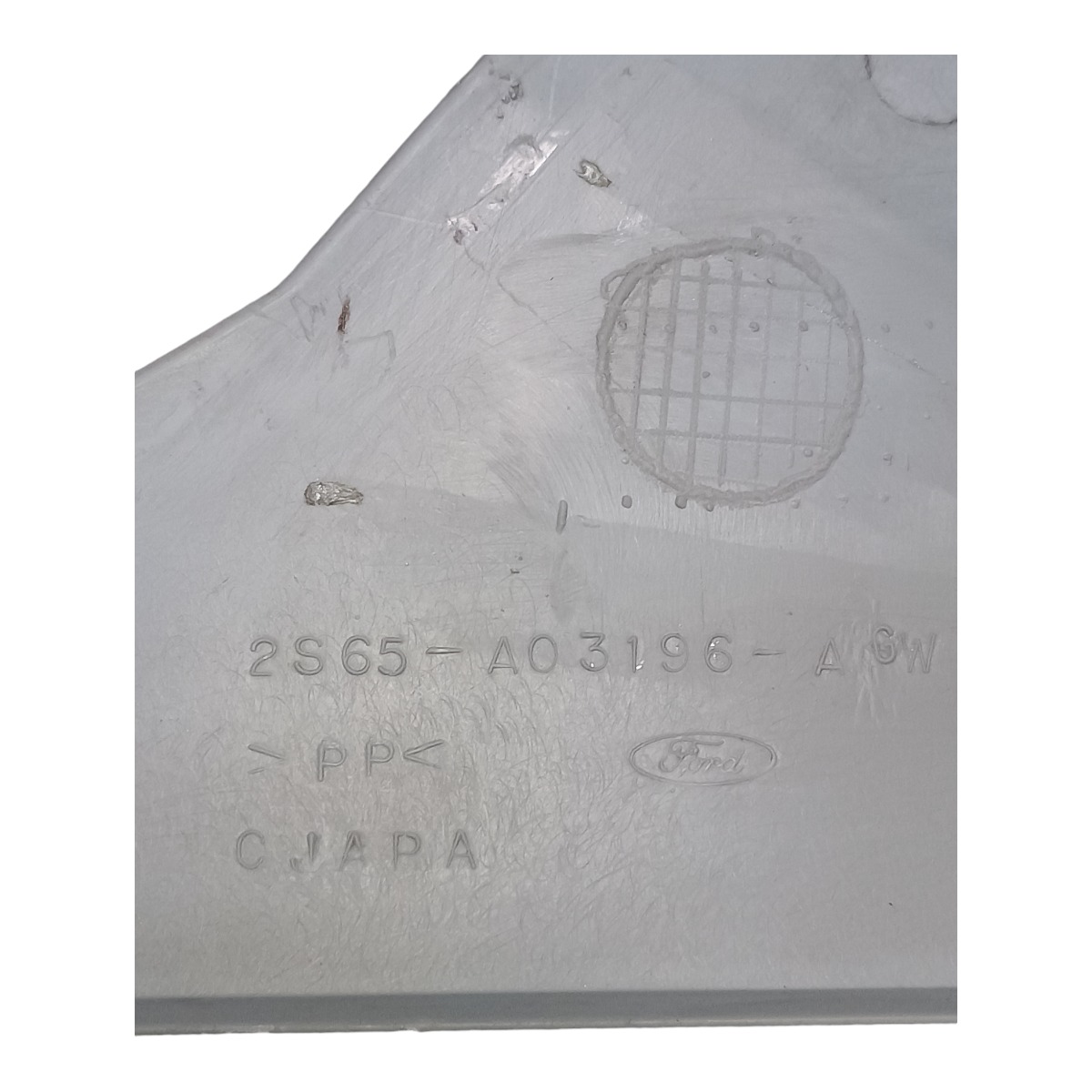 Moldura Coluna Direita Parabrisa  Ford Fiesta 2003 A 2009 4