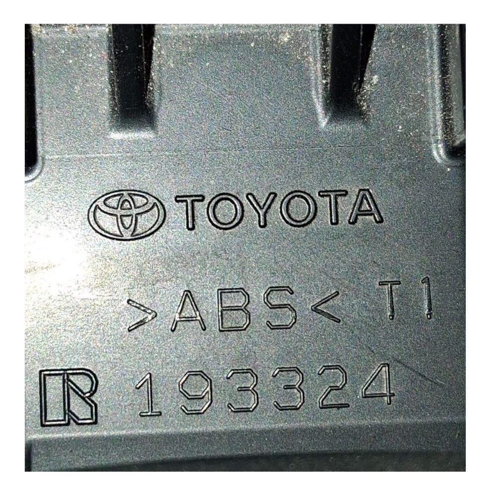 Botão Vidro Elétrico Traseiro Direito Toyota Yaris Sd 2021 7