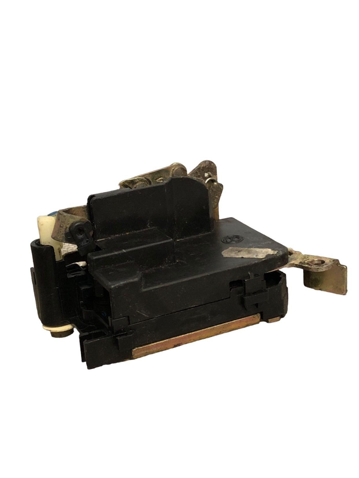 Fechadura Traseira Esquerda Fiat Palio 2001 1