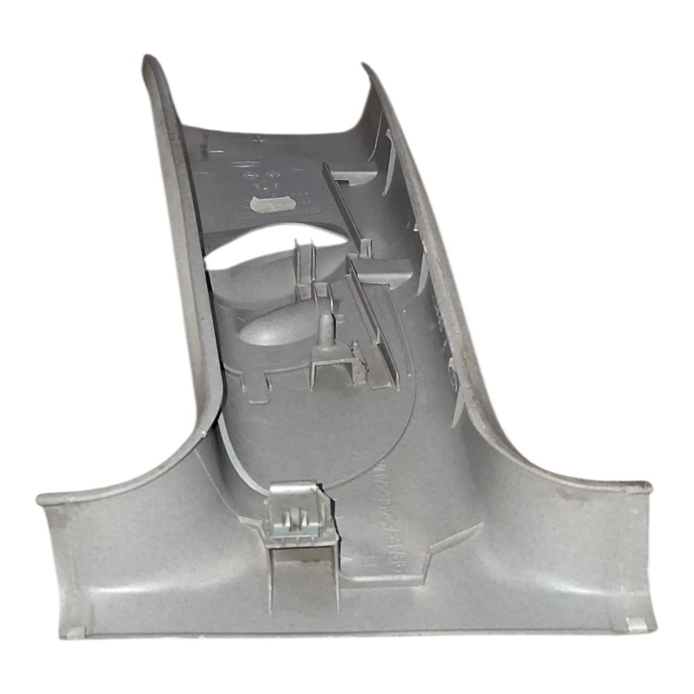 Moldura Direita Superior Coluna Central Ford Focus 2001 4