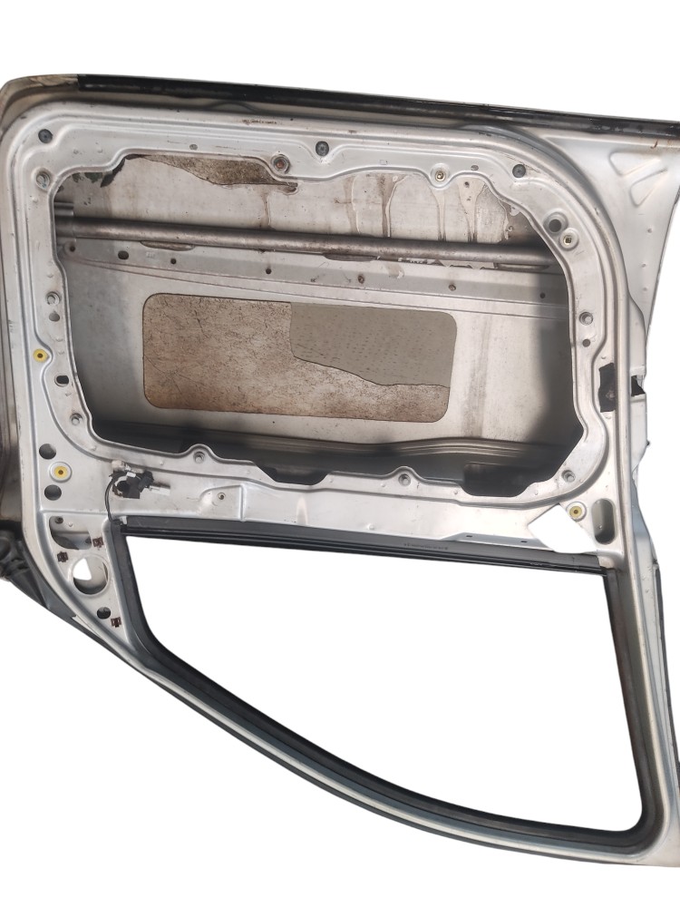 Porta Dianteira Esquerda Fiat Stilo 2005 Com Detalhes 5