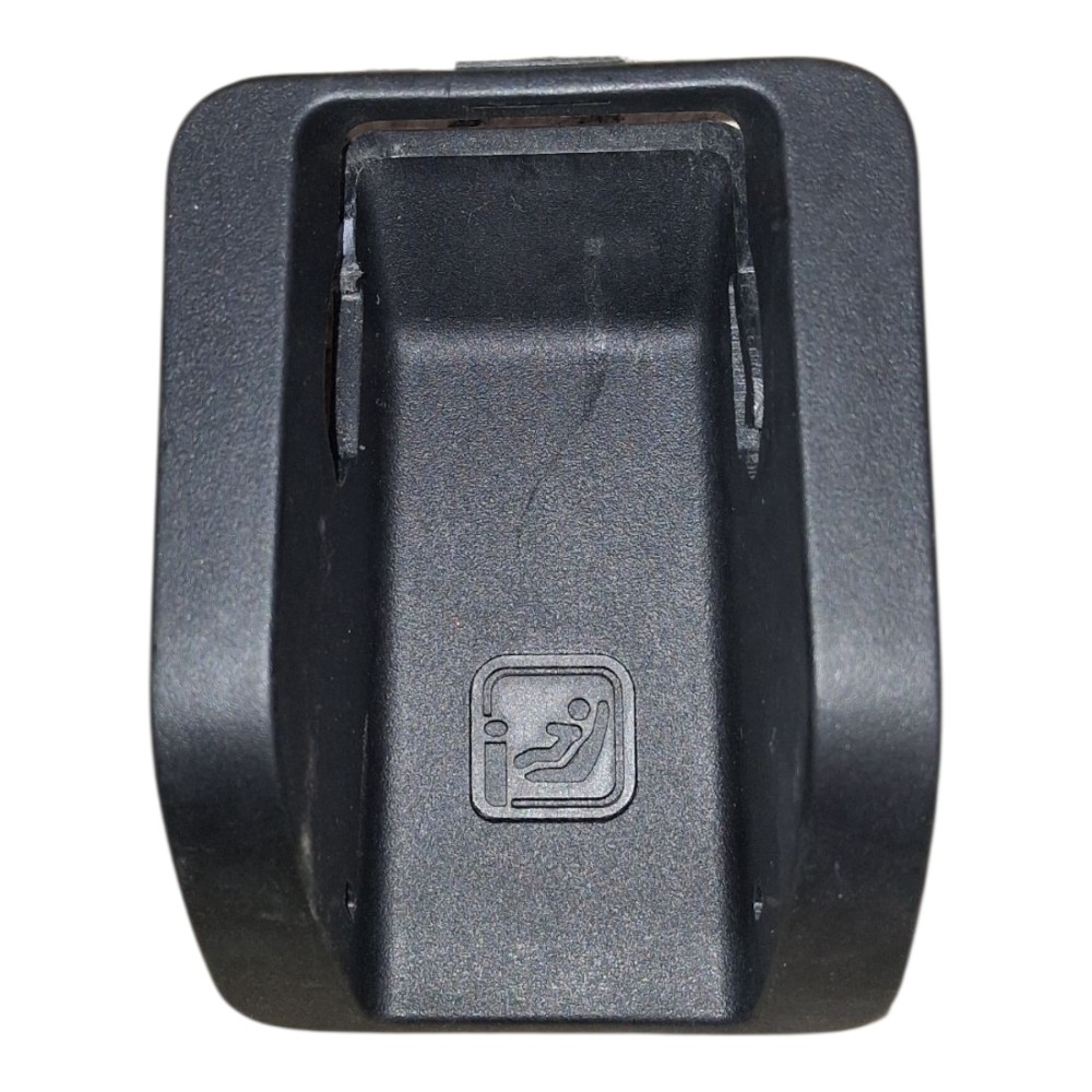 Tampa Isofix Banco Traseiro 1.0 Gm Tracker 2023 L0659506aa Preto
