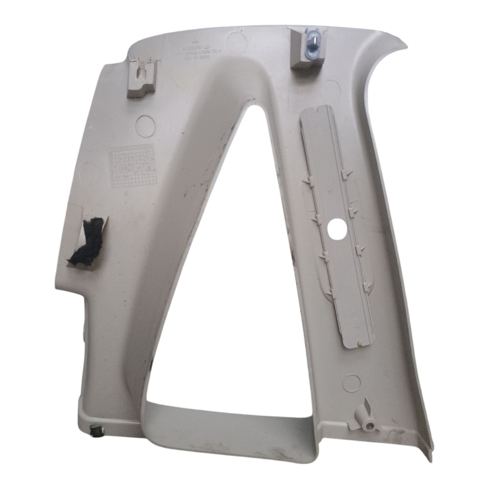 Moldura Coluna Central Direita Gm Corsa 2002 À 2012 2