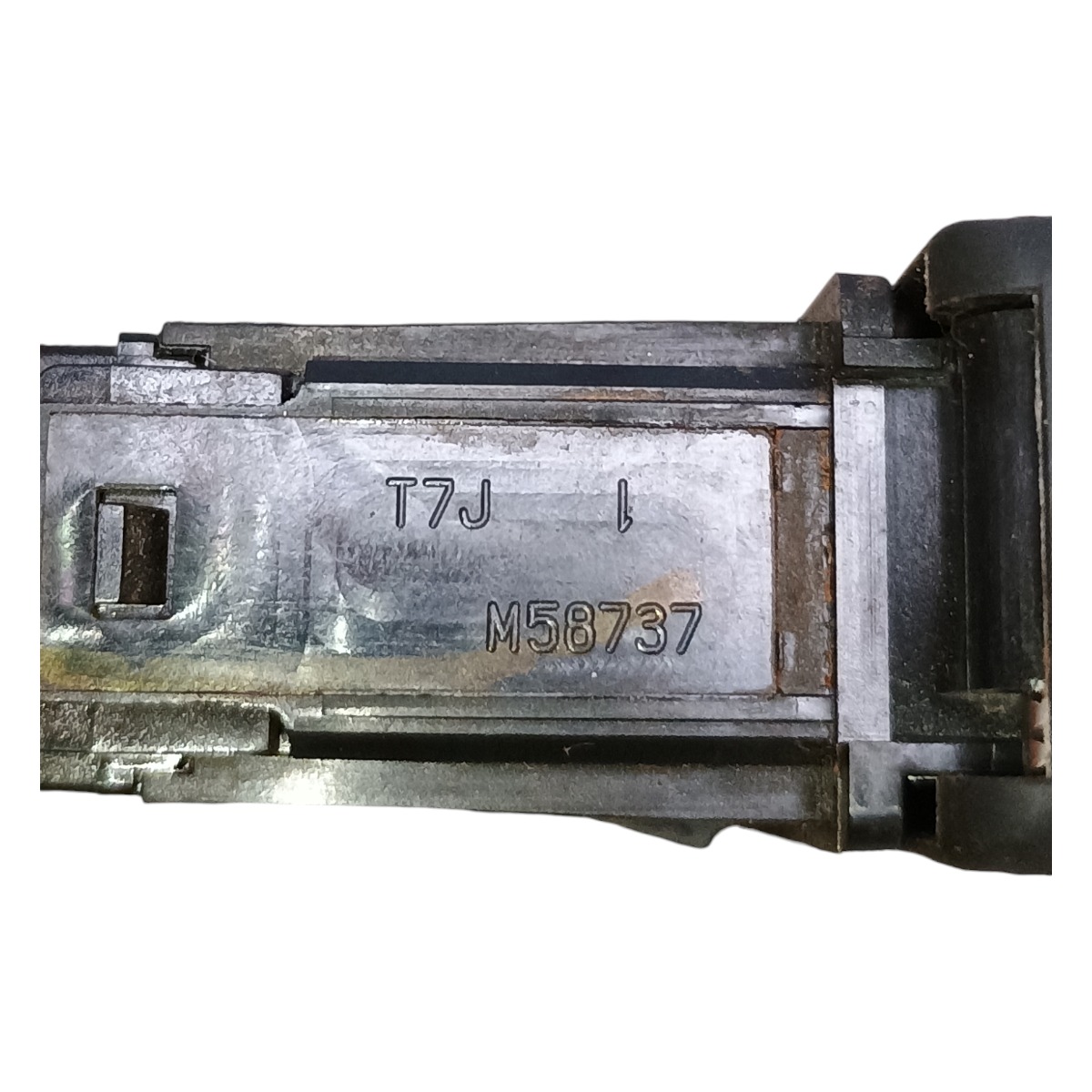Tomada Auxiliar Honda Hr-v 2018 M58737 7