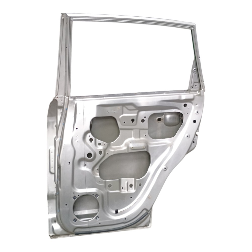 Porta Traseira Direita Gm Captiva 2008 *detalhes  Traseira Direito Prata 2
