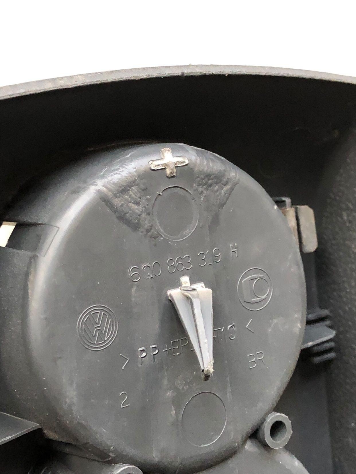 Porta-copos Console Central Vw Polo 2009 6q0863319 Detalhe 4