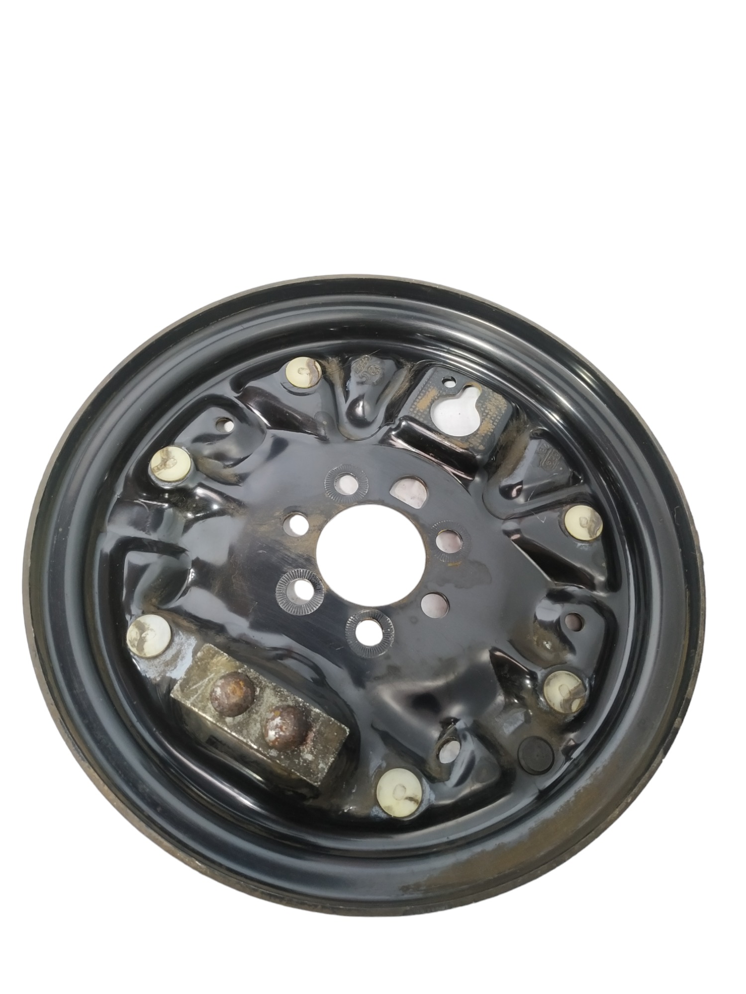 Espelho Roda Traseiro Direito Vw Fox 2013 2