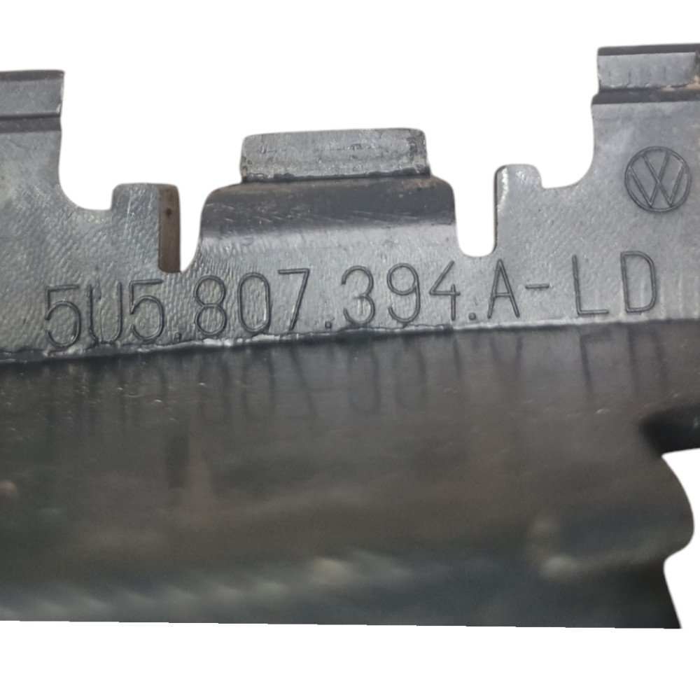 Guia Parachoque Traseiro Direito Vw Voyage 2013 À 2016 5