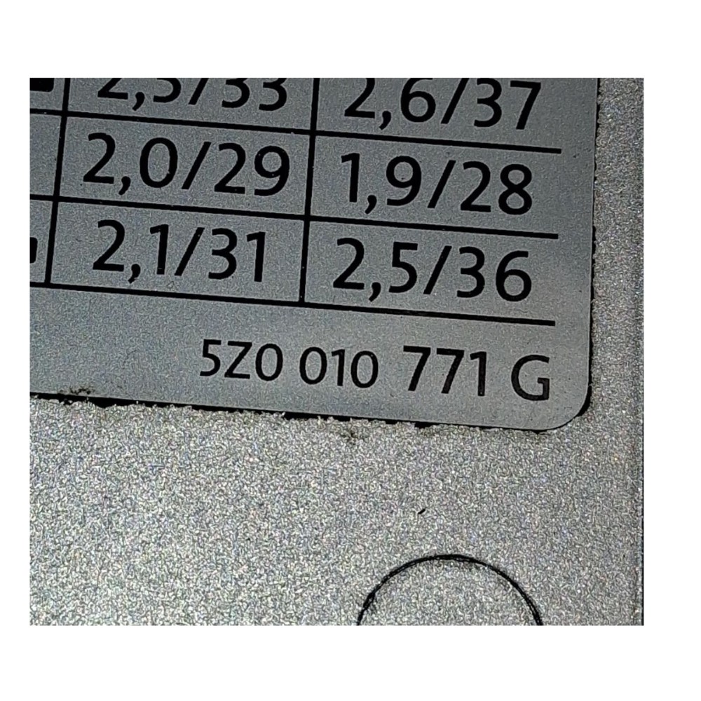 Portinhola Tanque Combustível Vw Fox 2012 5z0010771g Prata 2012 7