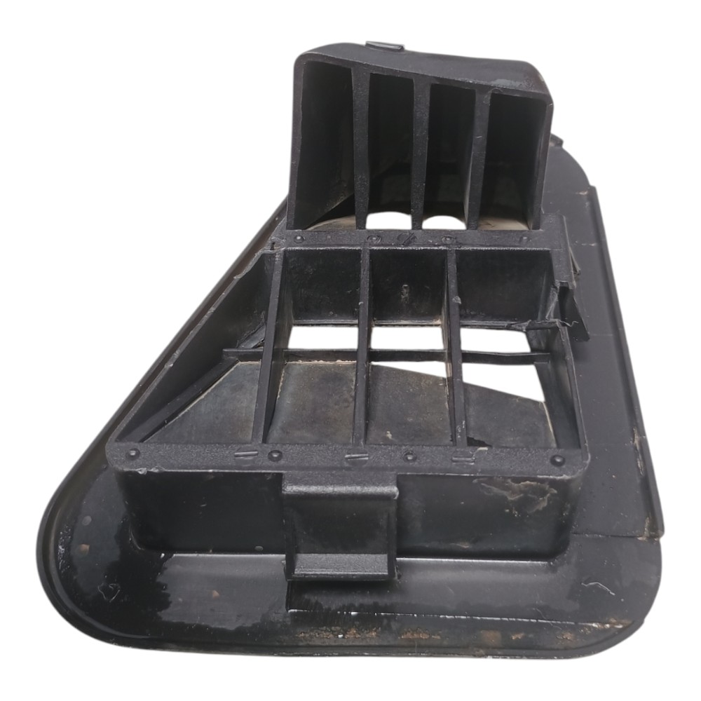 Difusor Ar Traseiro Esquerdo Vw Voyage 1.6 2022 5w0819465a 3