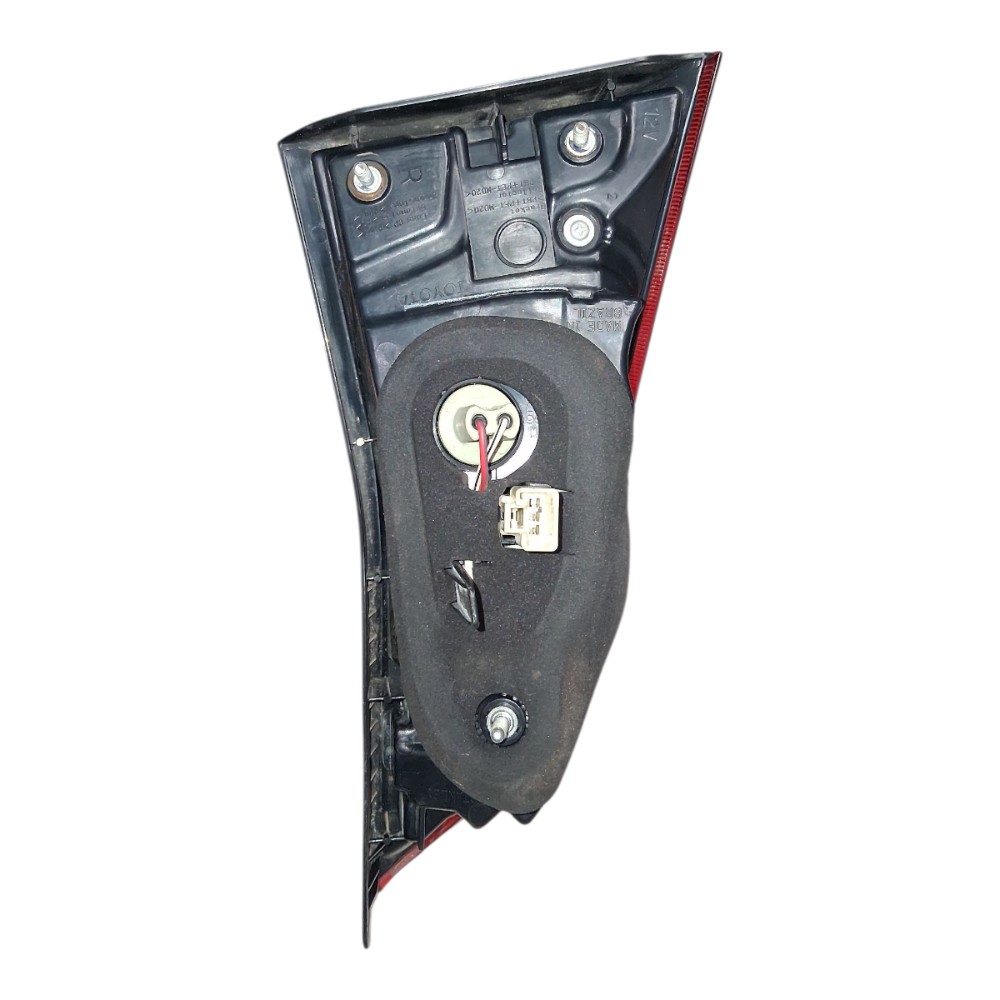 Lanterna Traseira Direita Toyota Yaris SD 2021 *detalhes 3