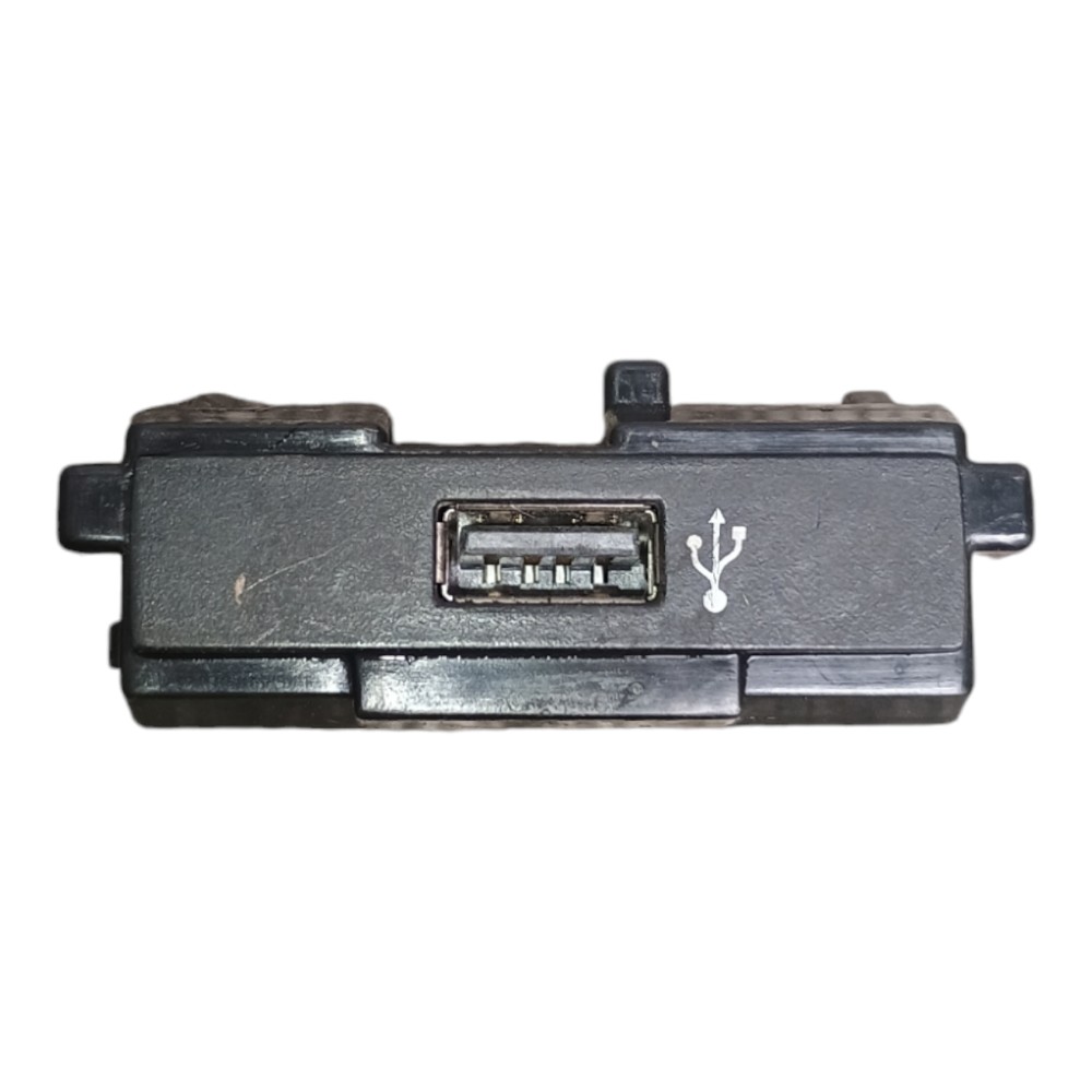 Entrada Usb Painel Central Vw Tcross Tsi 2022 1
