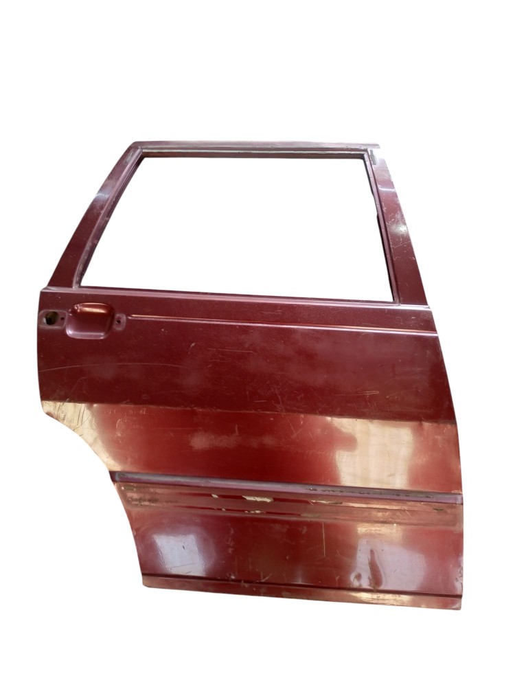 Porta Traseira Direita Fiat Uno  Com Detalhes 1
