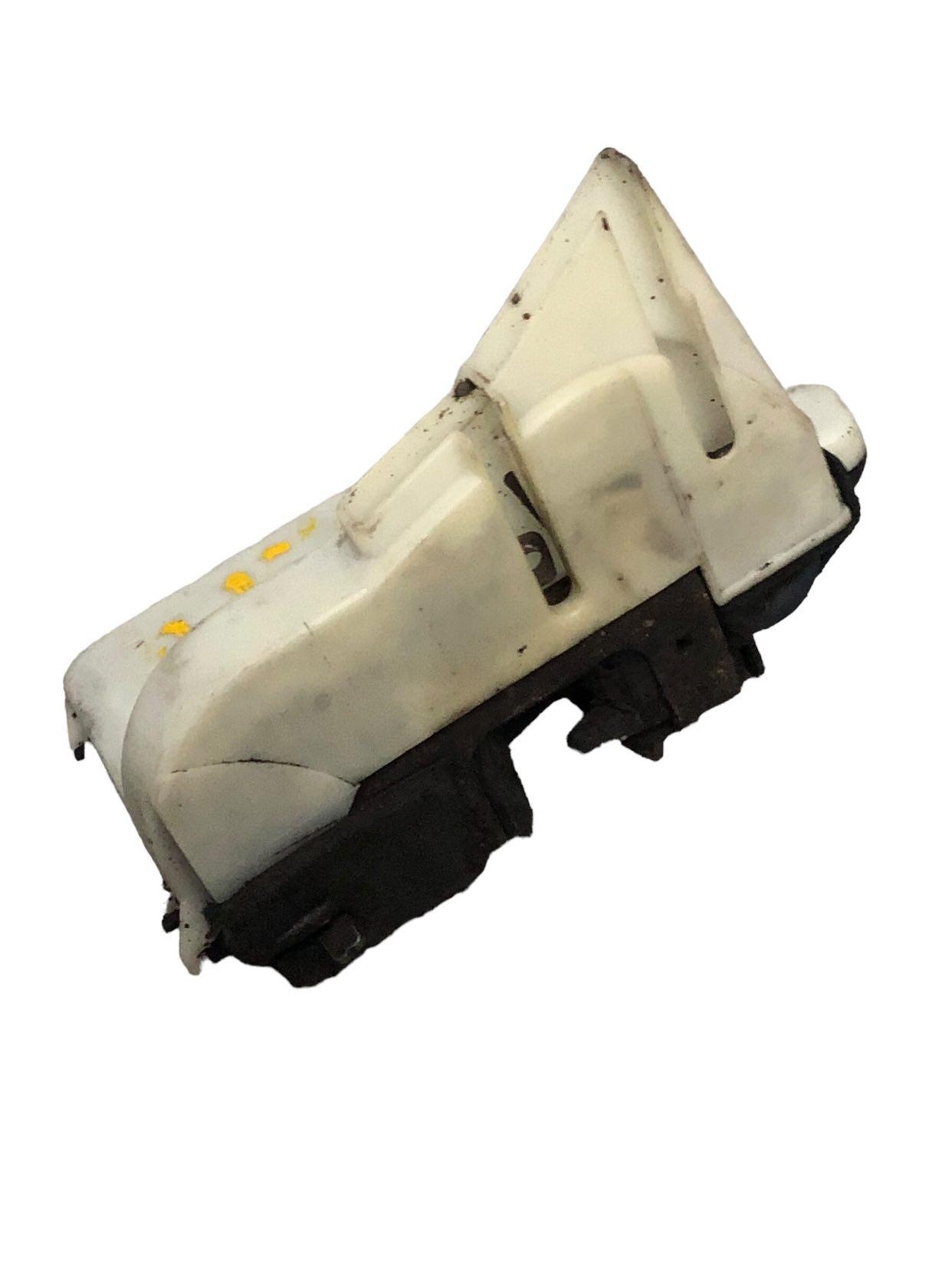 Fechadura Traseira Direita Vw Golf 1996 1