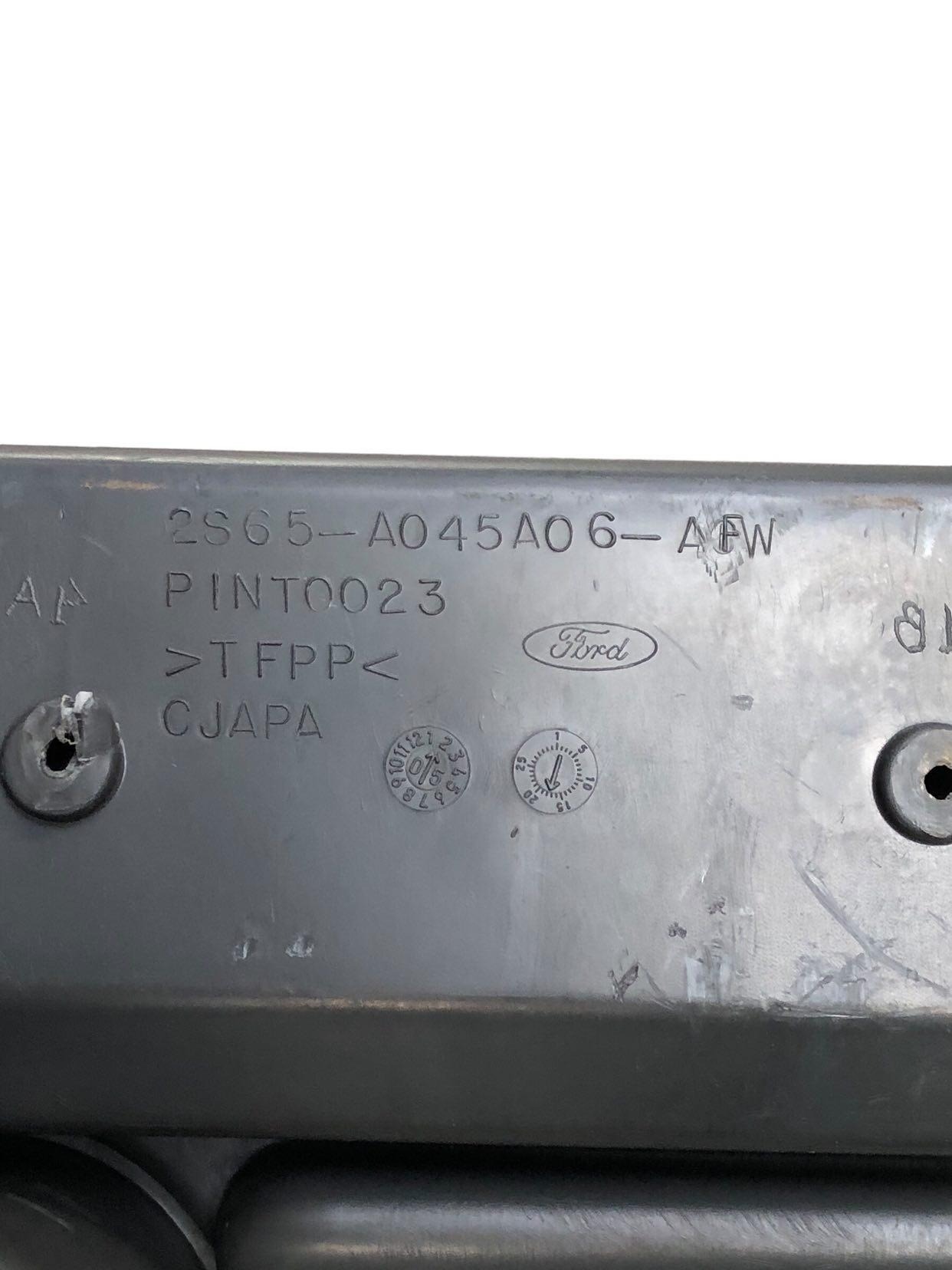 Console Central Ford Fiesta 2005 2s65a045a06af 4
