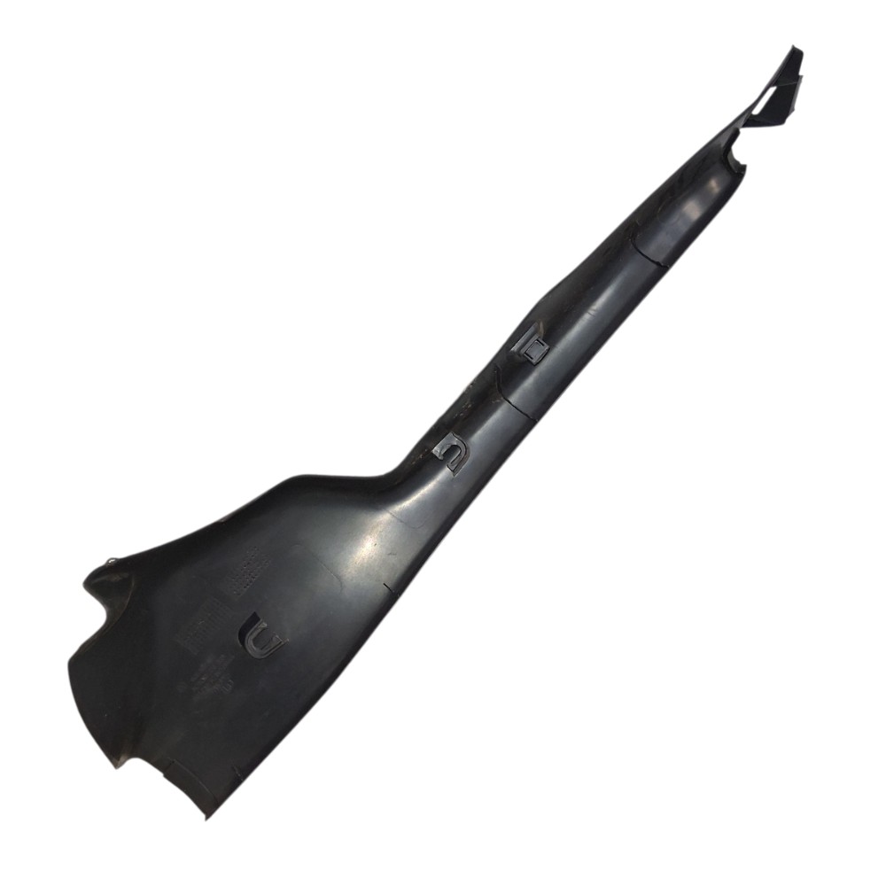 Moldura Lateral Banco Traseiro Direito Vw Polo Sedan 2008 Preto 5
