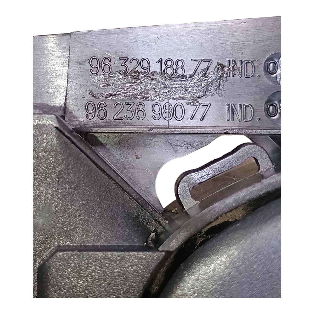 Maçaneta Interna Lado Direito Peugeot 206 207 2008 A 2013 Pret6 Dianteira 2