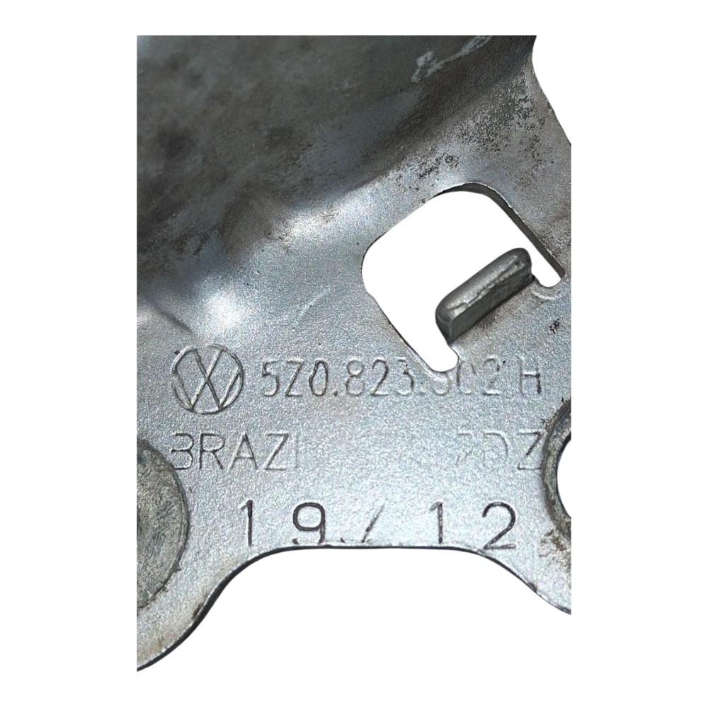 Dobradiça Direita Capo Vw Fox 2012 5z0823302h 5