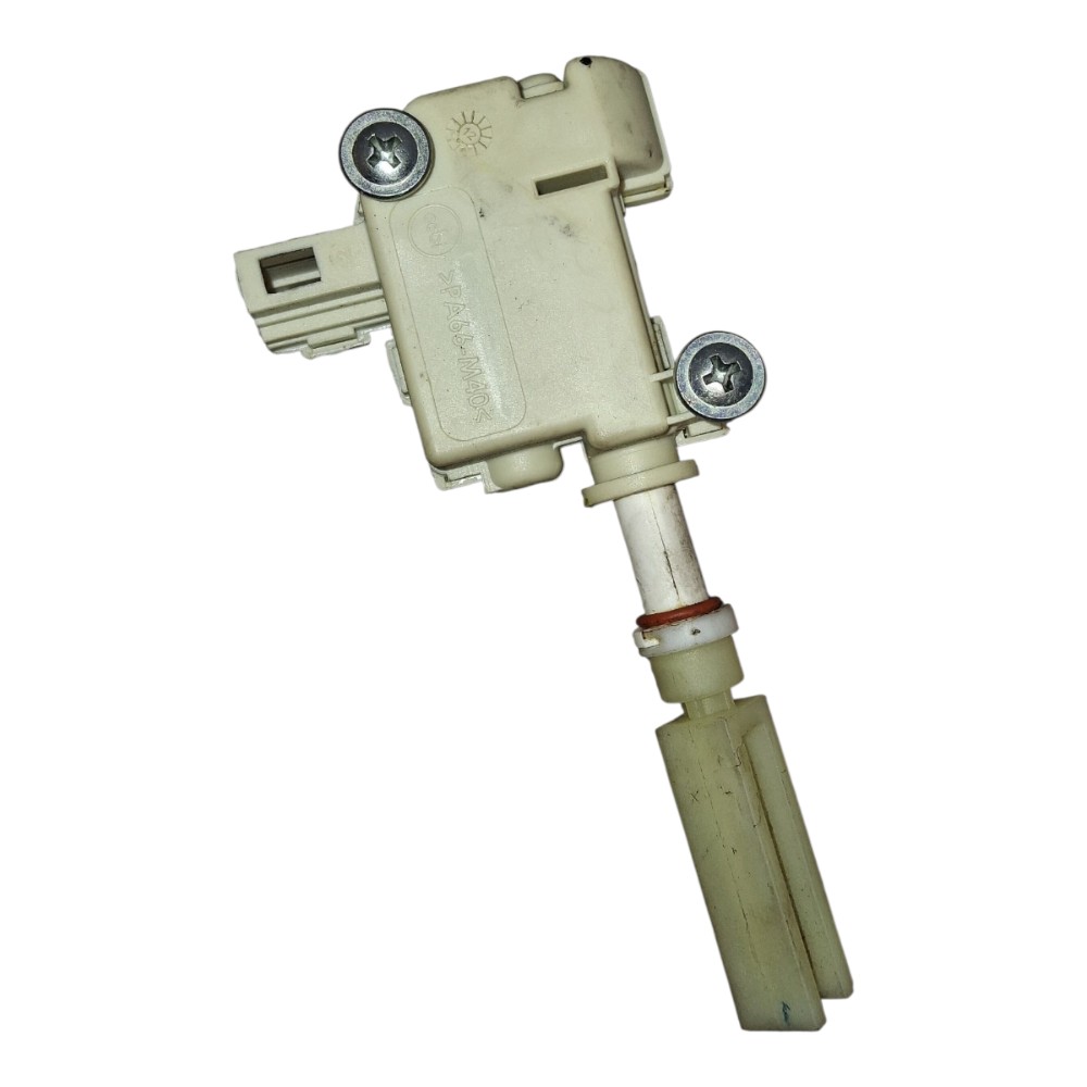 Trava Elétrica Porta Malas Vw Fox 2012 5z0959776 2