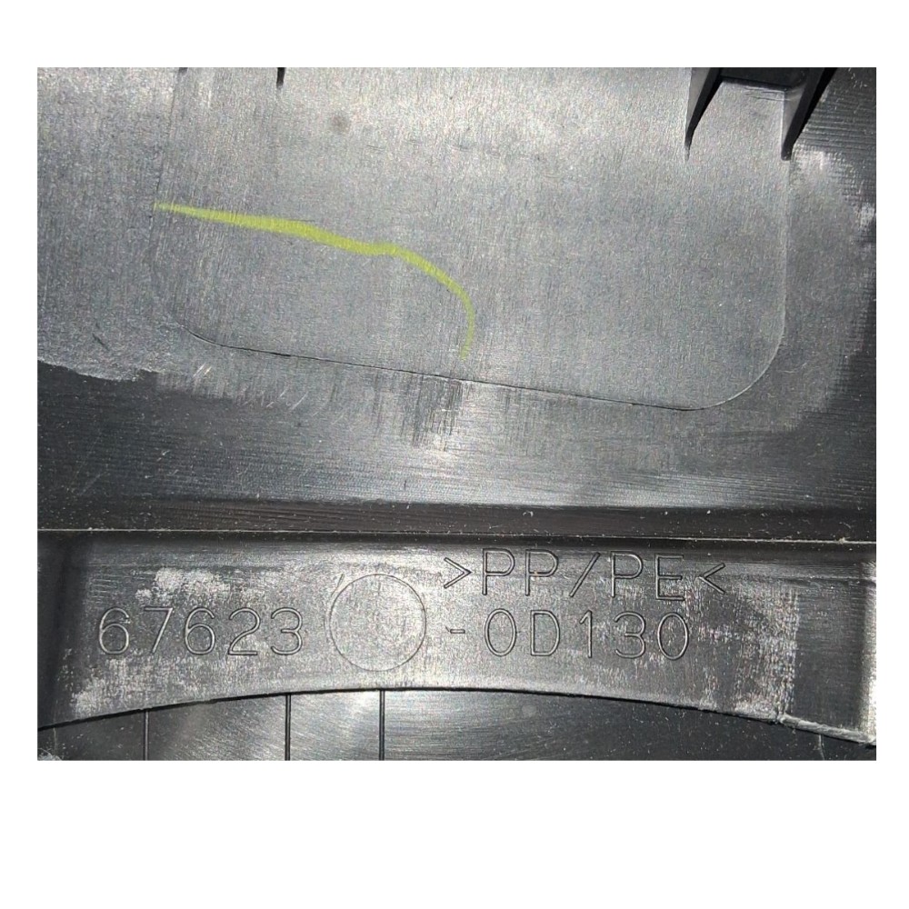 Forro Porta Dianteira Direita Toyota Yaris 2021 677630d170 Preto 4