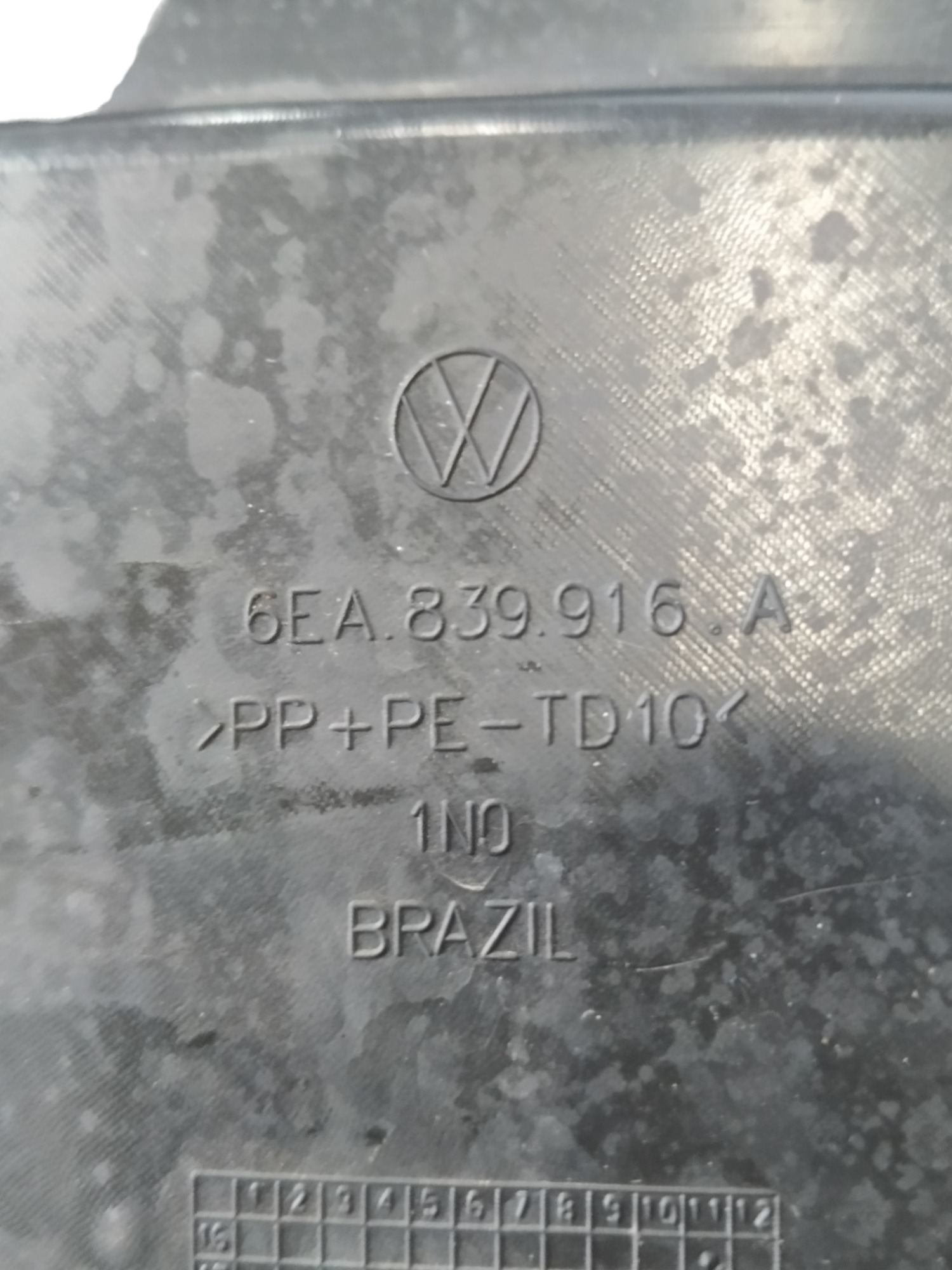 Acabamento Interno Porta Traseira Direita Vw Virtus 2018 Traseira Direito Preto 3
