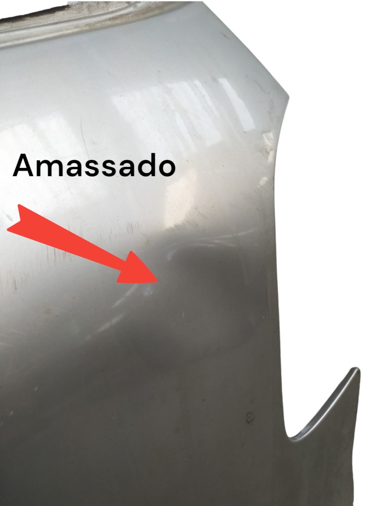 Tampa Traseira Peugeot 207 2010 Com Detalhe 3