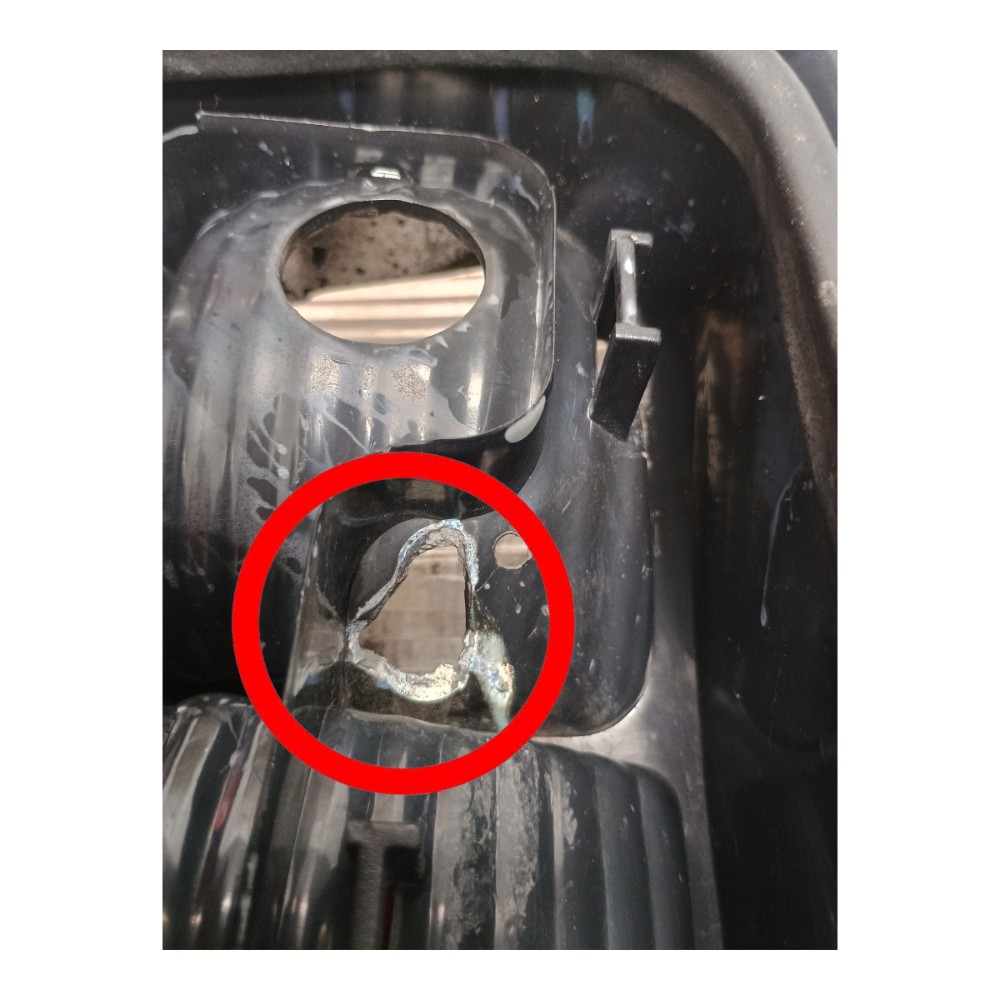 Lanterna Traseira Esquerda Fiat Uno 2004 À 2012 *detalhes Esquerdo/motorista A1 5