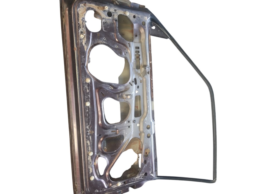 Porta Dianteira Direita Chevrolet Monza 1989 Com Detalhes 3