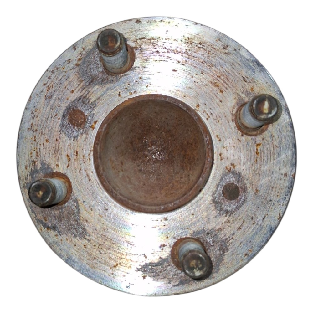Cubo roda traseira esquerda Toyota Yaris SD 2021 6