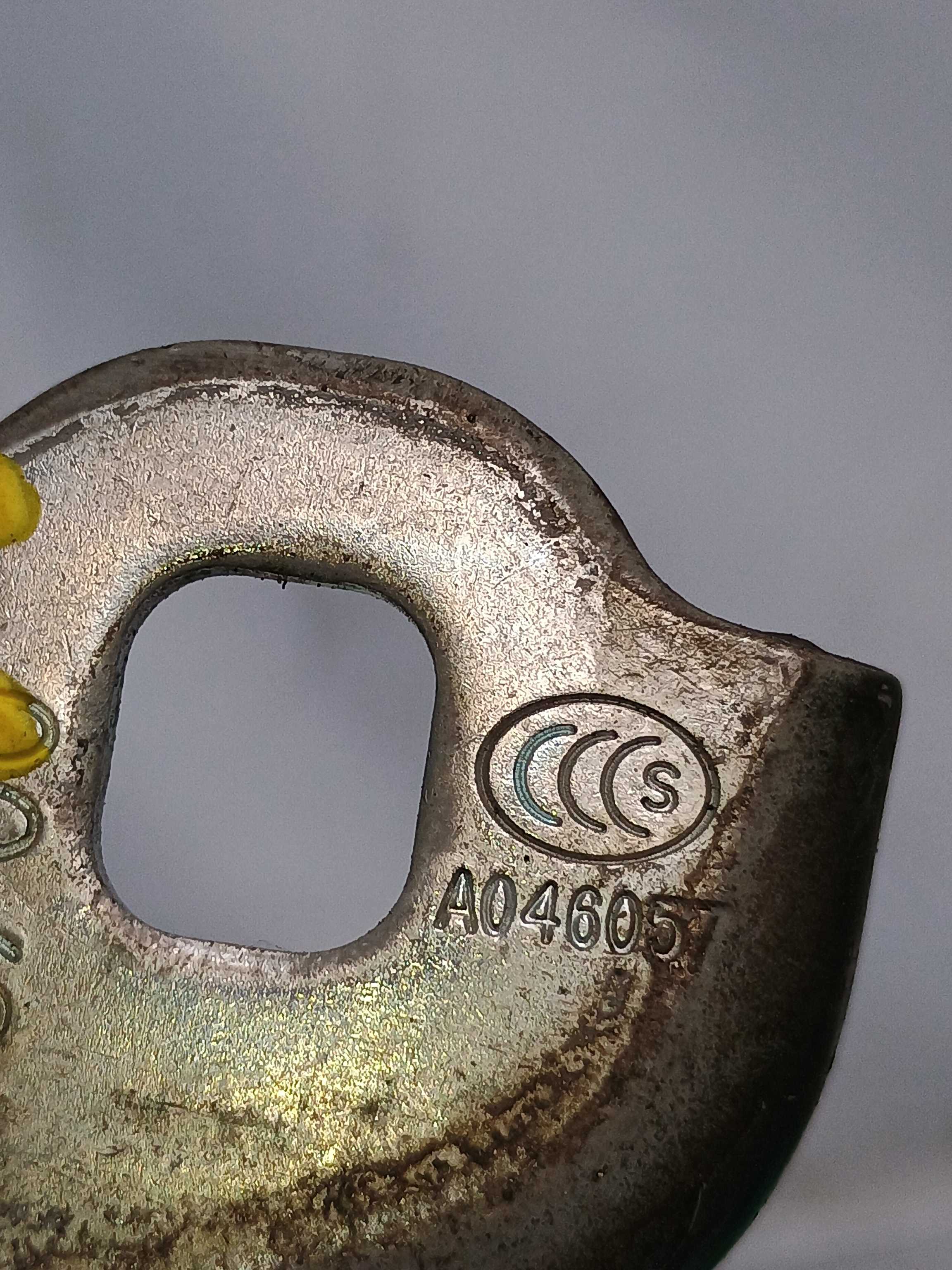 Dobradiça Inferior Porta Dianteira Direita Gm Onix 1.0 2016 4