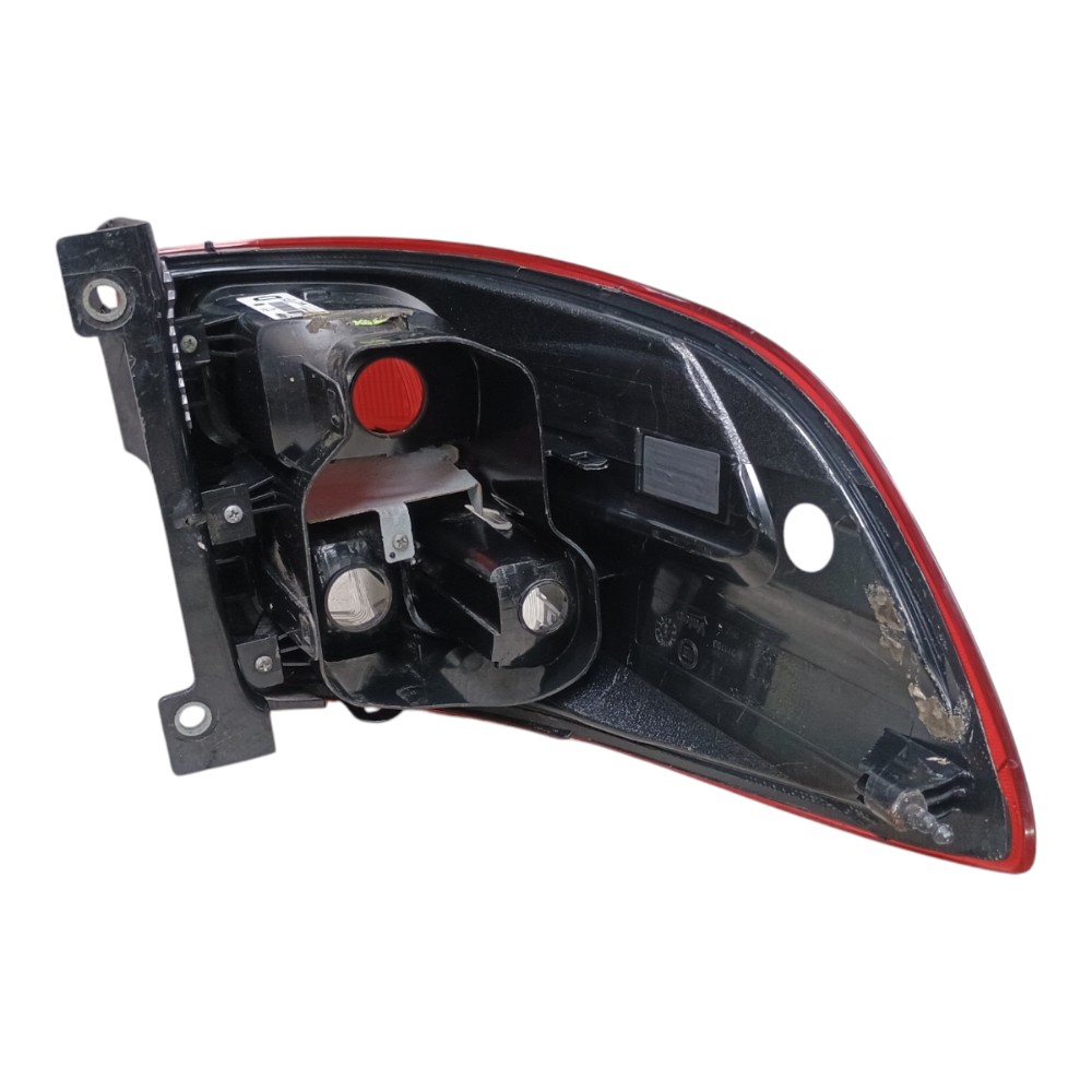 Lanterna Traseira Direita Fiat Strada 2014 A 2019 *detalhes 5
