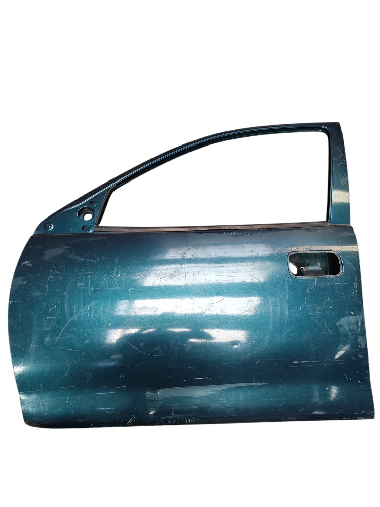 Porta dianteira esquerda corsa 98 4