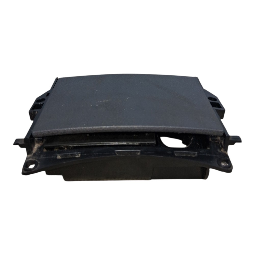 Cinzeiro Console Central Vw Polo Sedan 1.6 2008 6q1857961 3