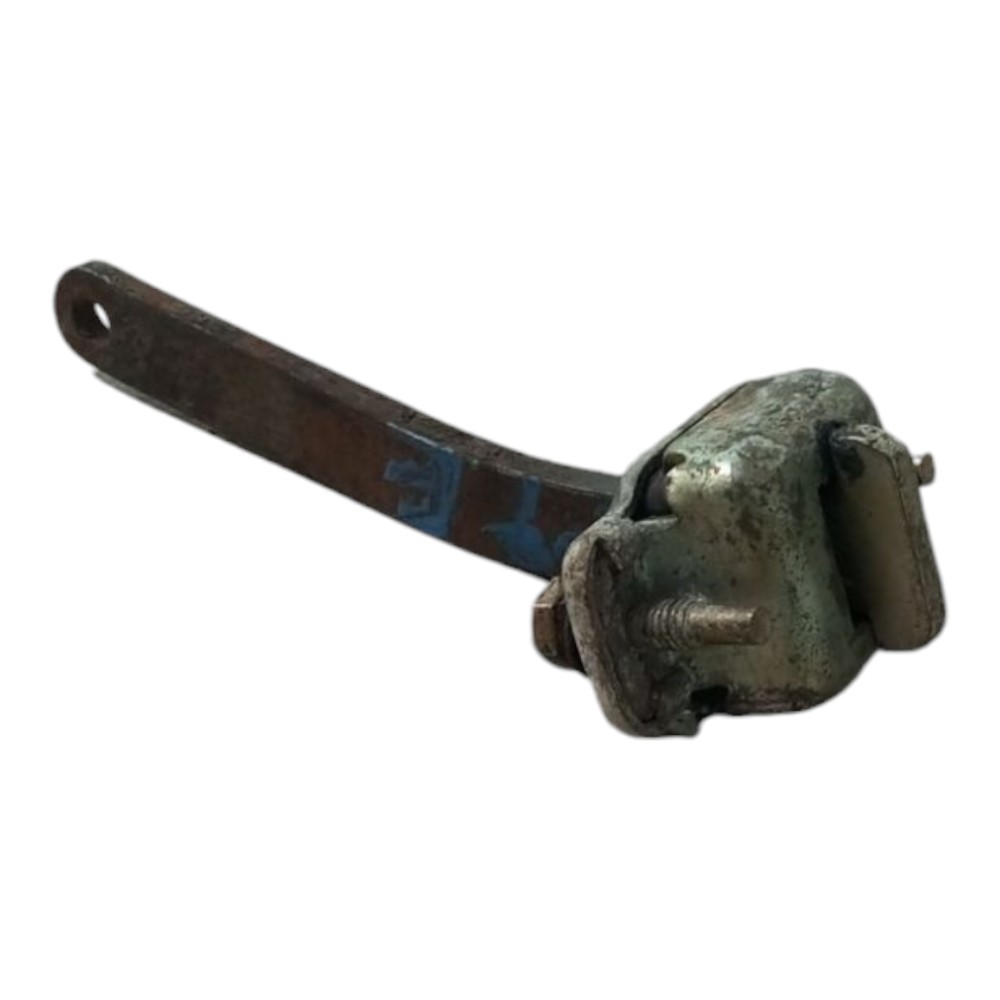 Limitador De Porta Tras Esq Volkswagen Santana 2003 1