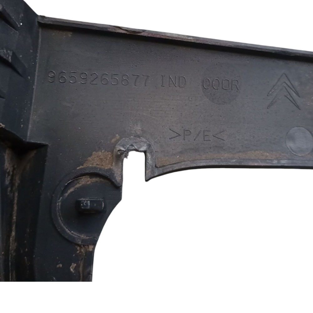 Suporte Central Parachoque Traseiro Citroen C3 2003 À 2012 5
