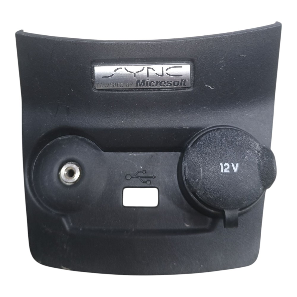 Moldura Com Tomada 12v New Fiesta 2011 A 2013 Ae8319c149b