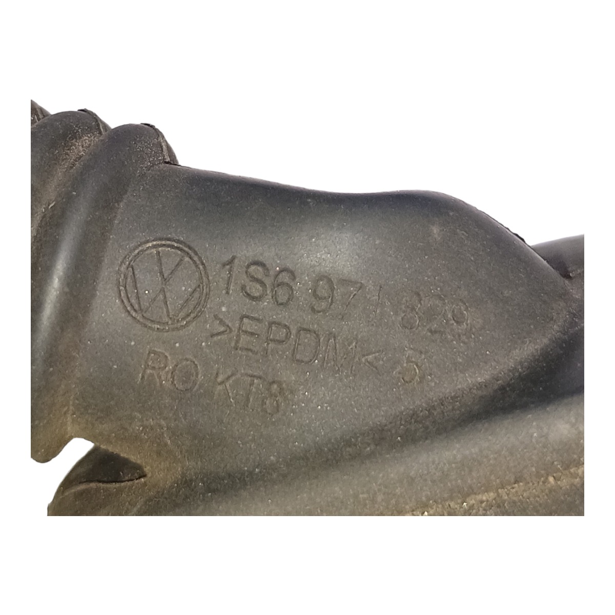 Coifa Passa Fio Tampa Traseira Vw Up Move 2017 1s6971829 5