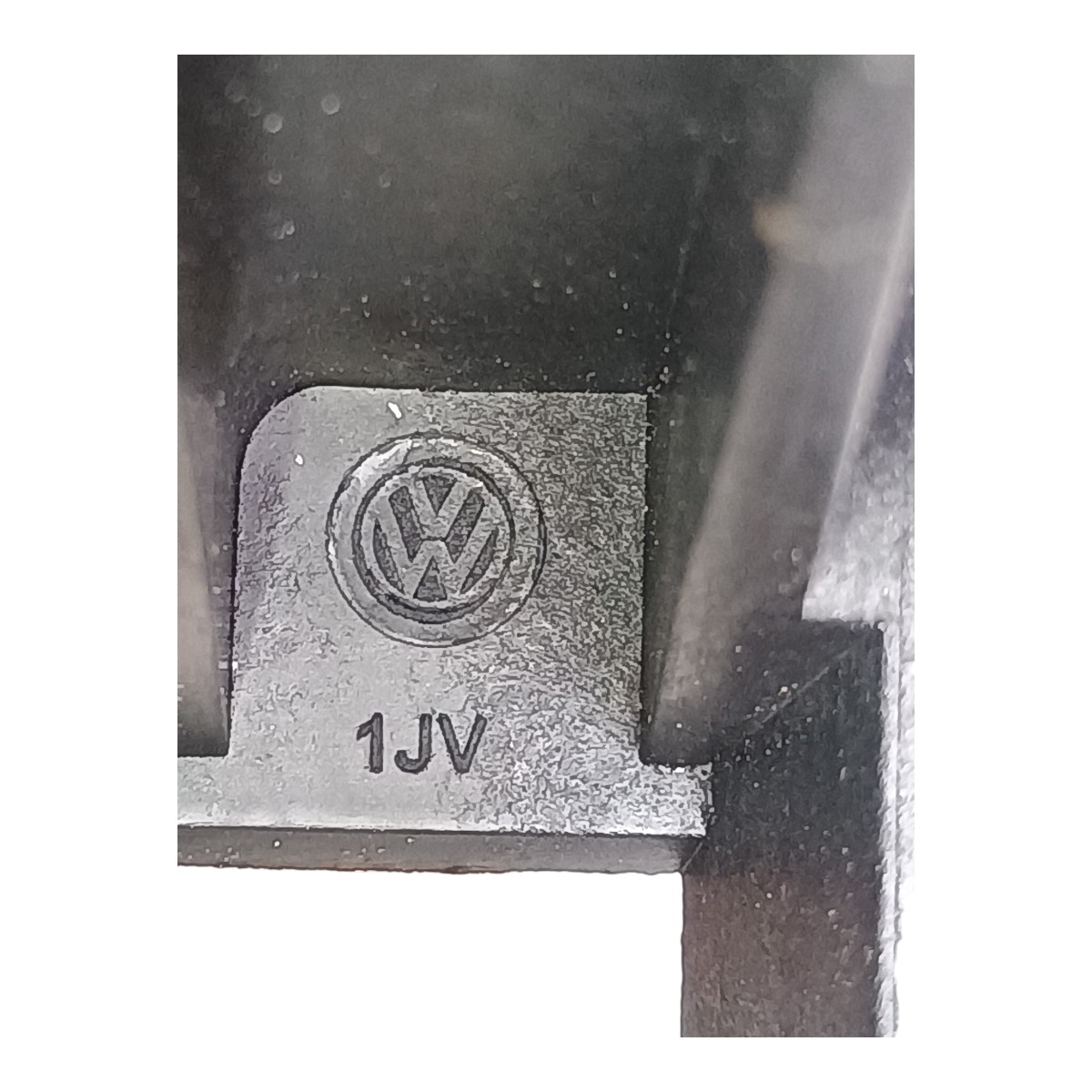 Suporte Radiador Inferior Vw Gol Mpi 2022 5z0805757b 5
