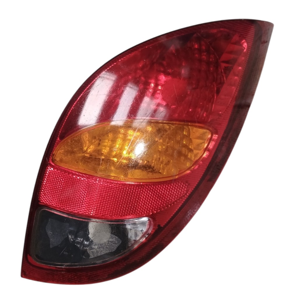 Lanterna Traseira Direita Gm Celta 2000 A 2006  *detalhe  direito 2