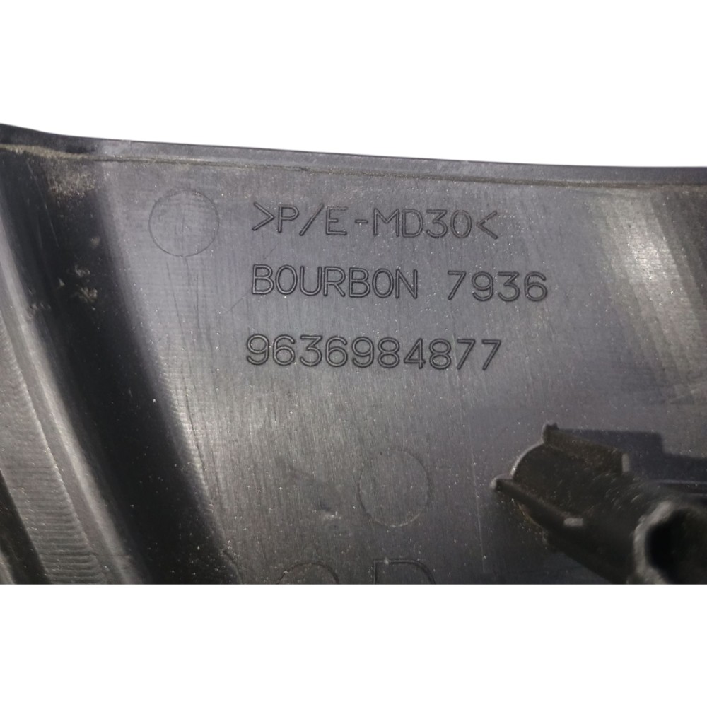 Acabamento Interno Retrovisor Direito Citroen Xsara 2000 6