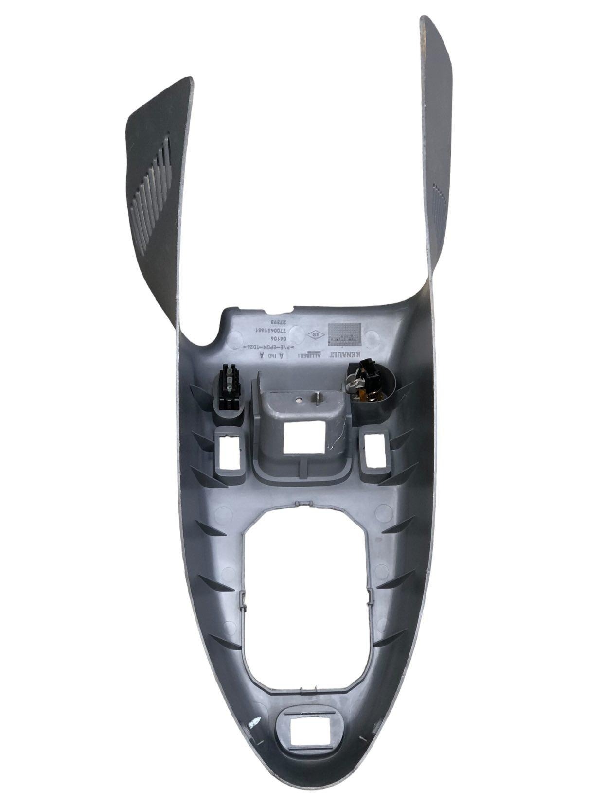 Console Central Renault Clio 2000 A 2012 7700431681 2