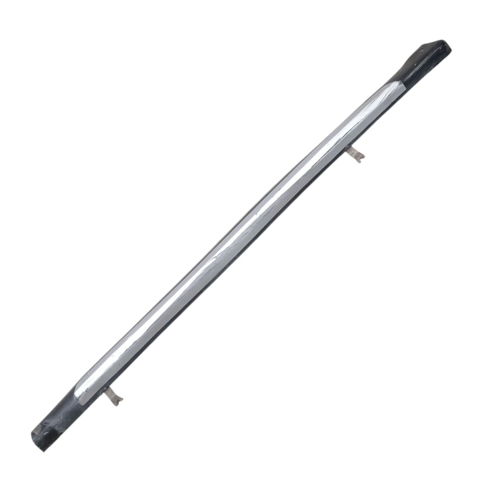 Spoiler Lateral Esq Fiat Idea Attractive 1.4 2013 *detalhes Preto Prata