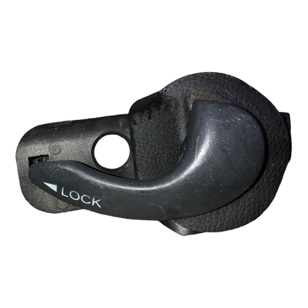 Maçaneta Interna Porta Dianteira Direita Fiat Palio 1997  Preto Dianteira/traseira