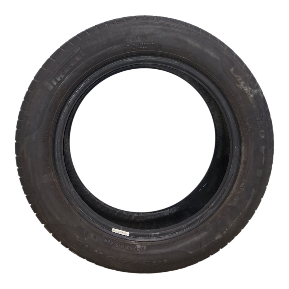 Pneu Pirelli Cinturato P1 185/60 R15 2
