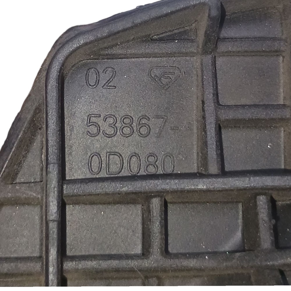 Moldura Vedador Paralama Esquerdo Toyota Etios 2014 5
