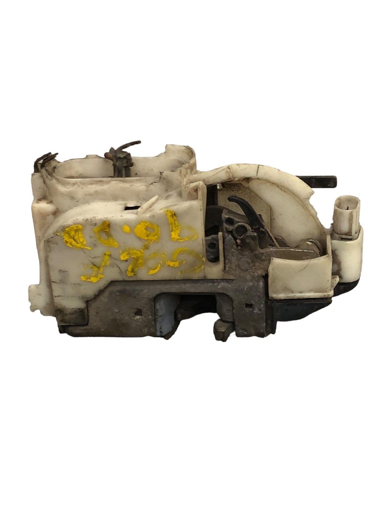 Fechadura Dianteira Direita vw Golf 1996 2